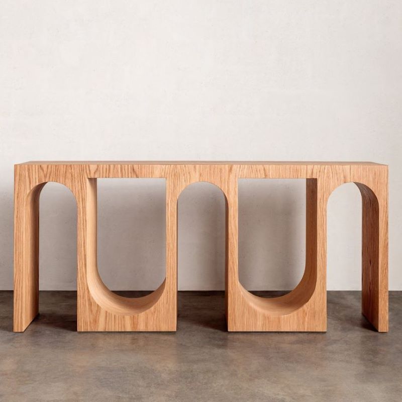 Roxbury console
